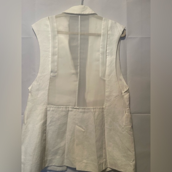 ZARA Basic Women's White Sleeveless Jacket - Picture 5 of 8